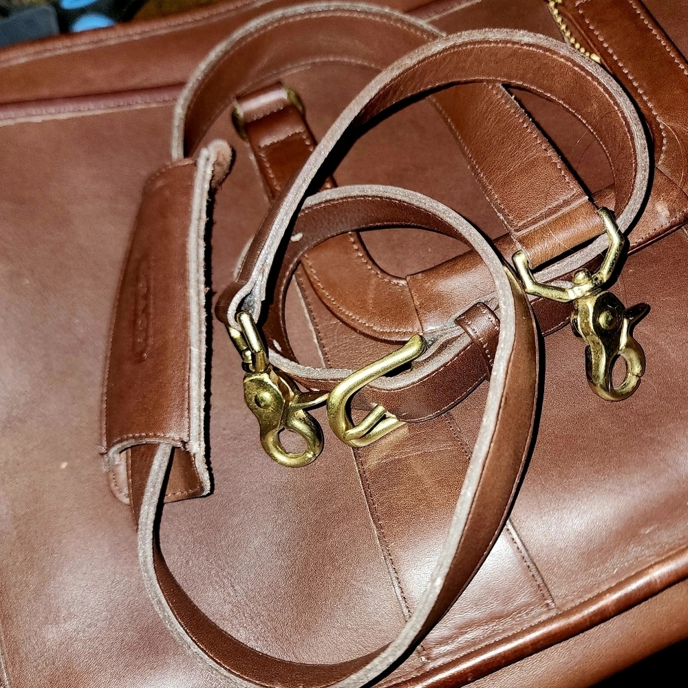 Coach Embassy Vintage Briefcase#5282. - Picture 14 of 17
